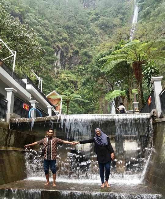 Air Terjun Sedudo Mitos Tiket Masuk Lokasi Travelingan Net